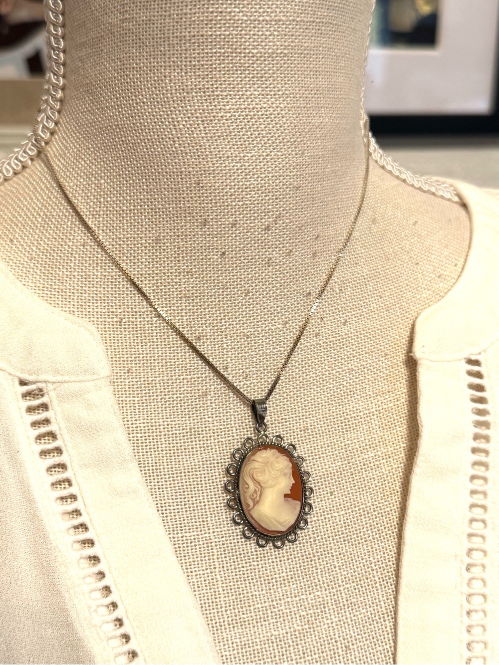 Classic Cameo Pendant Necklace in Cream and Brown